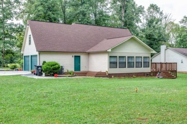4241 Morganton Road Maryville, TN 37801 - Photo 3 of 28 5a1f22a5405b8