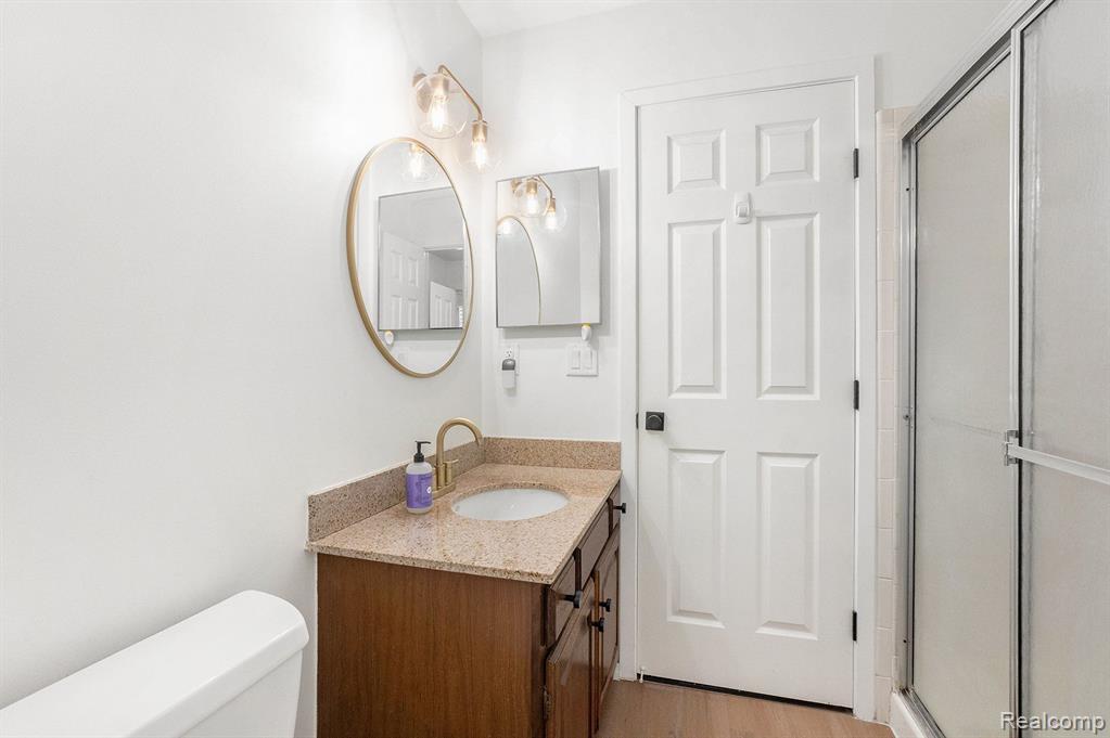 2221 Flanders Drive Rochester Hills, MI 48307 - Photo 19 of 28
