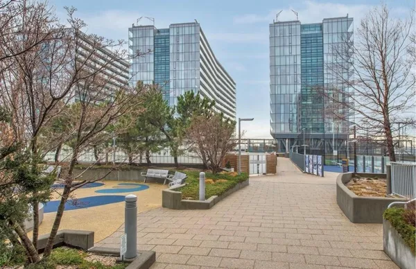 $1,280,000 | 131-01 40 Road, Unit 11N | Flushing