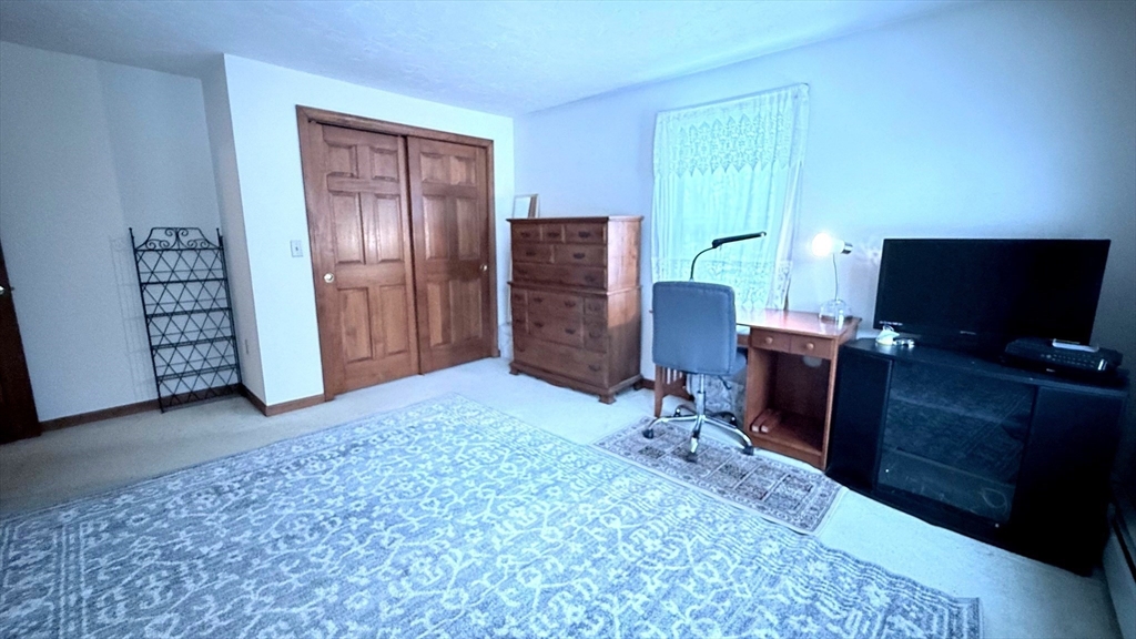 11 Quail Run Road Bellingham, MA 02019 - Photo 31 of 39