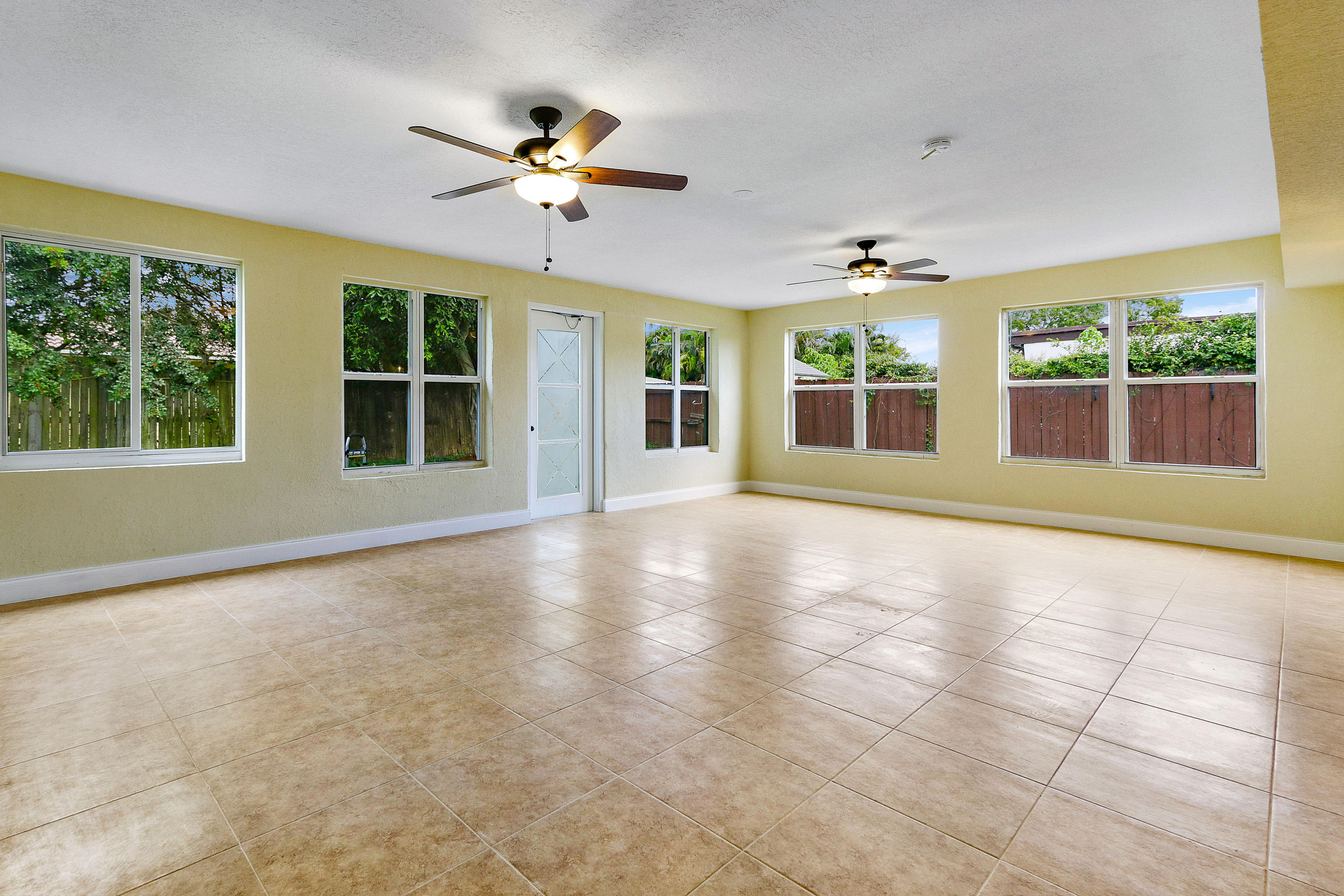 11187 Landsman Street Boca Raton, FL 33428 - Photo 15 of 28 untitled-22