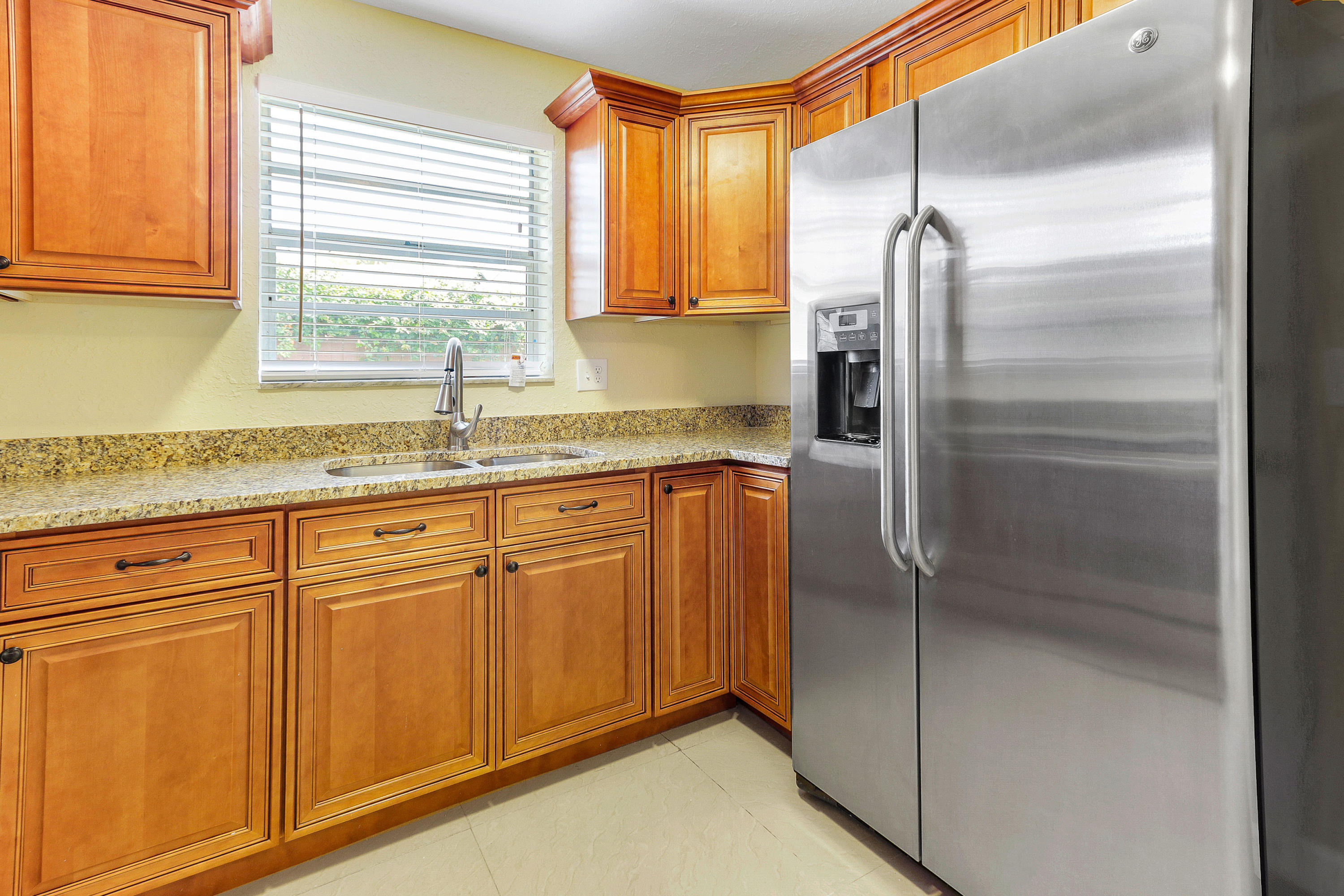 11187 Landsman Street Boca Raton, FL 33428 - Photo 10 of 28 untitled-16