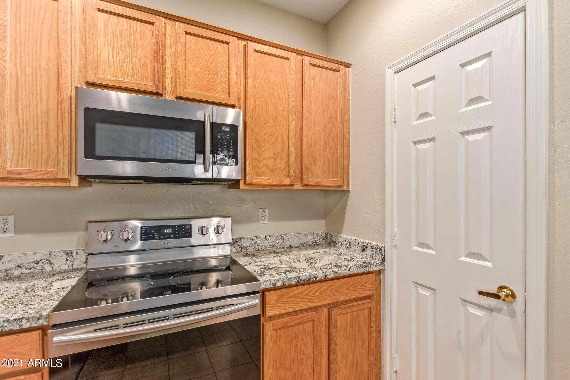 6828 West Maldonado Road Laveen, AZ 85339 - Photo 8 of 26 09 - Maldonado