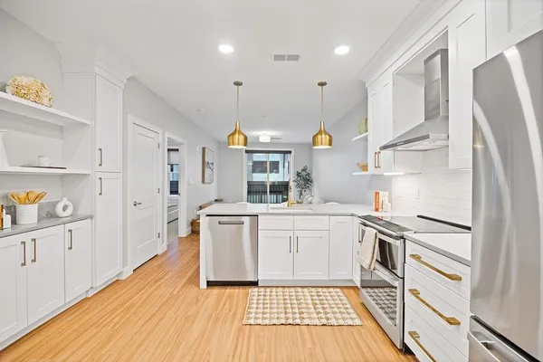 $615,000 | 99 Foundry Place, Unit 106, Portsmouth, NH 03801