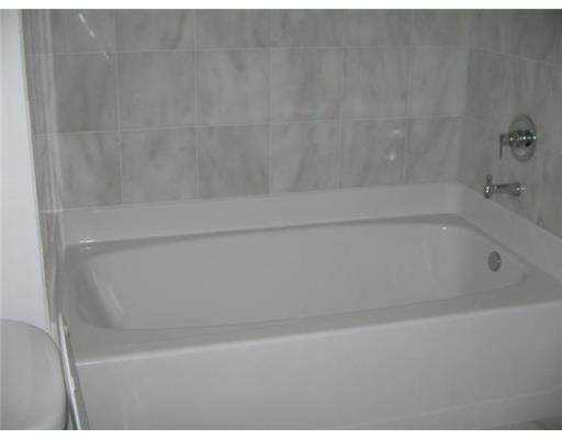 601 Northeast 36th Street, Unit 1010 Miami, FL 33137 - Photo 8 of 16 Master Bath/Spa