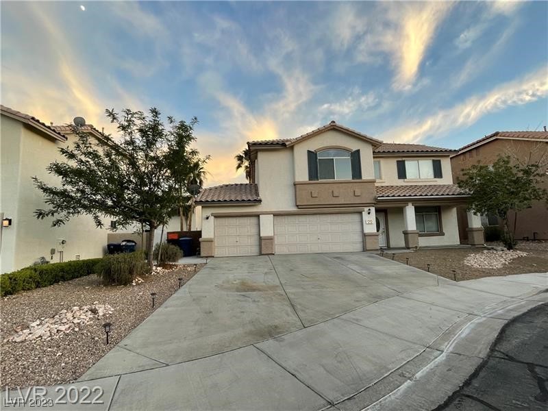 Undisclosed Address Henderson, NV 89014 - Photo 2 of 24