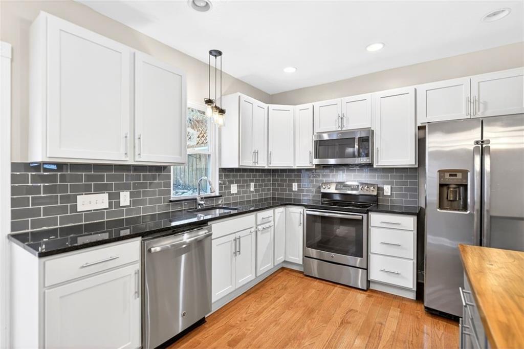 25 Greeley Street Pittsburgh, PA 15203 - Photo 12 of 49