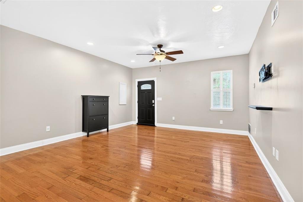 25 Greeley Street Pittsburgh, PA 15203 - Photo 8 of 49
