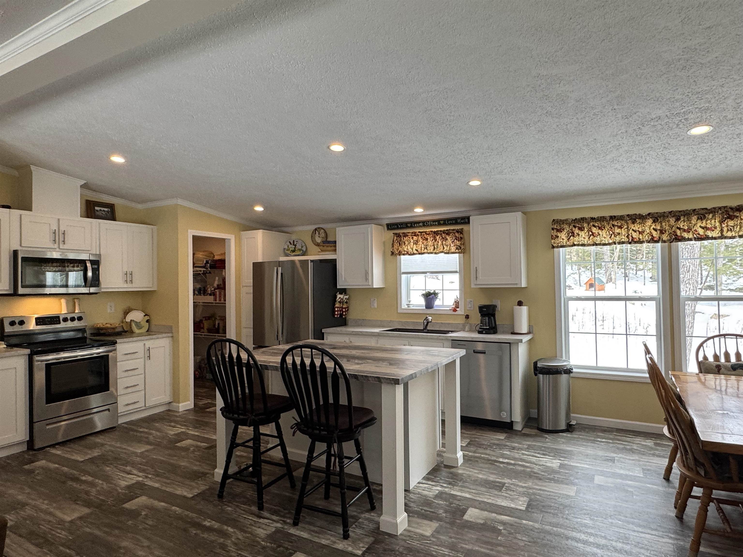 638 Deer Meadow Road Webster, NH 03303 - Photo 5 of 25