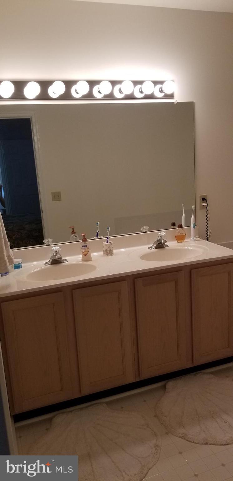 36 Cove Road, Unit 36 Ocean View, DE 19970 - Photo 18 of 25 Master bath with double vanity