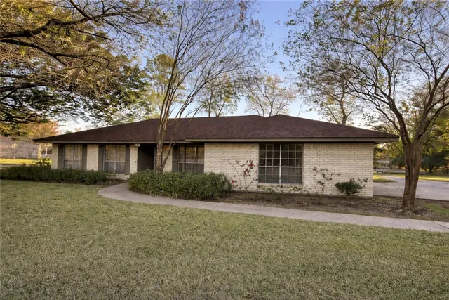 $256,900 | 2003 Rockwood Drive, Bryan, TX 77807