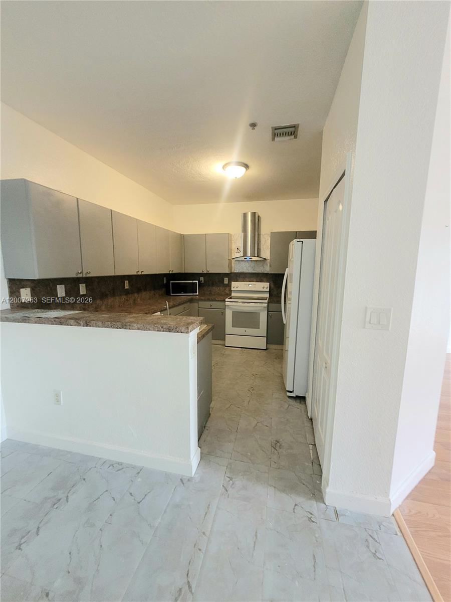 4331 Southwest 160th Avenue, Unit 209 Miramar, FL 33027 - Photo 14 of 22