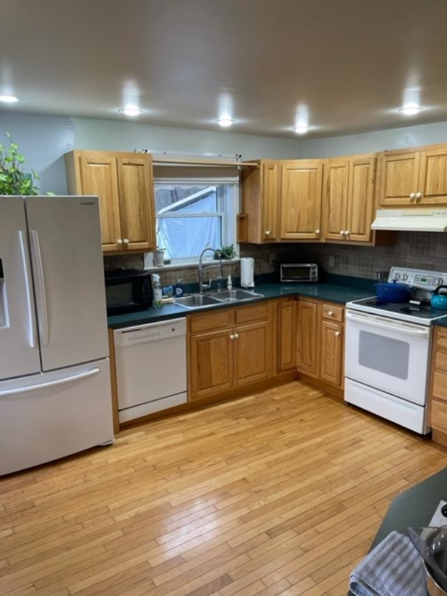 867 Symonds Mill Road Elmore, VT 05680 - Photo 7 of 40
