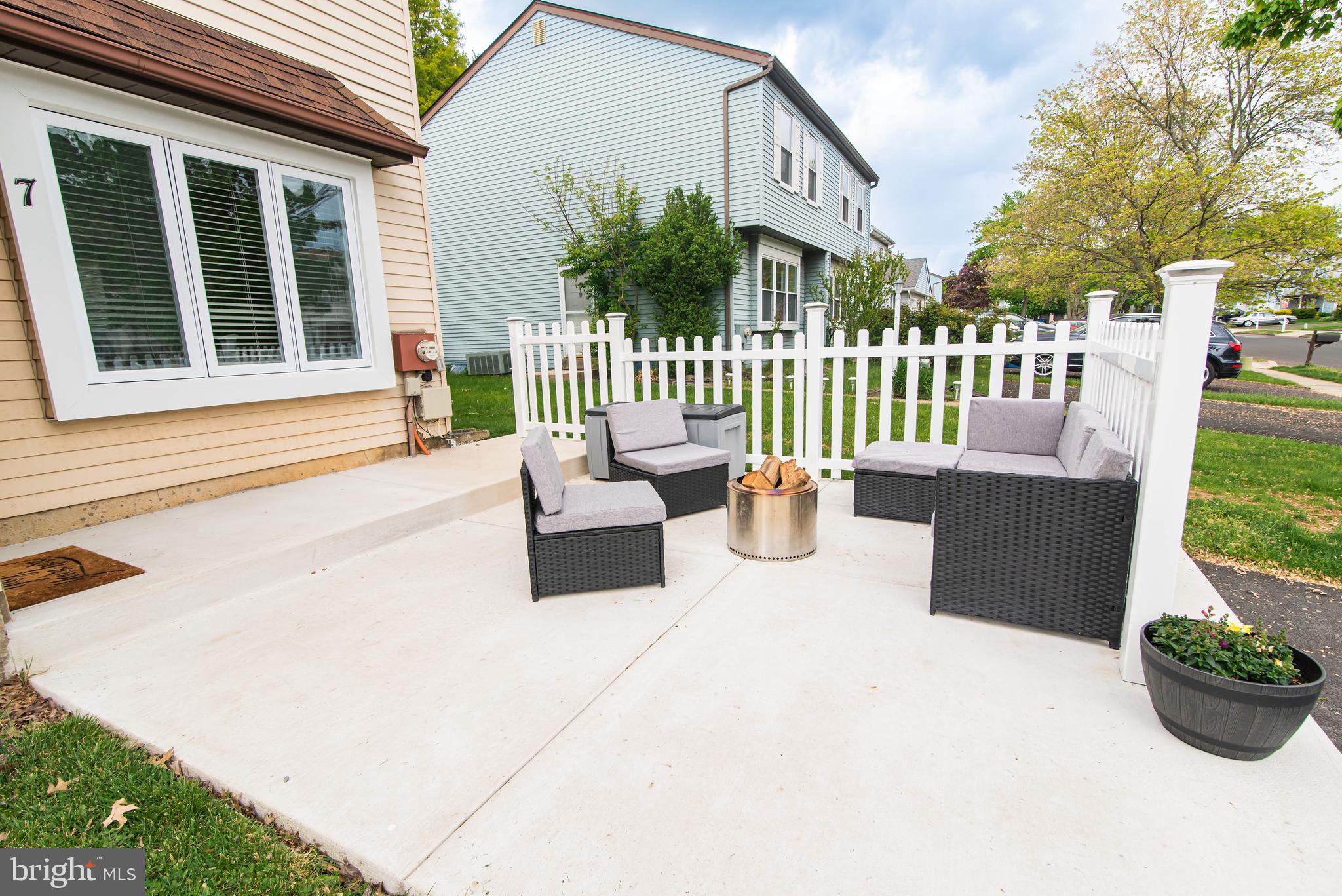 7 School Road Horsham, PA 19044 - Photo 2 of 33 Gallery Image 2