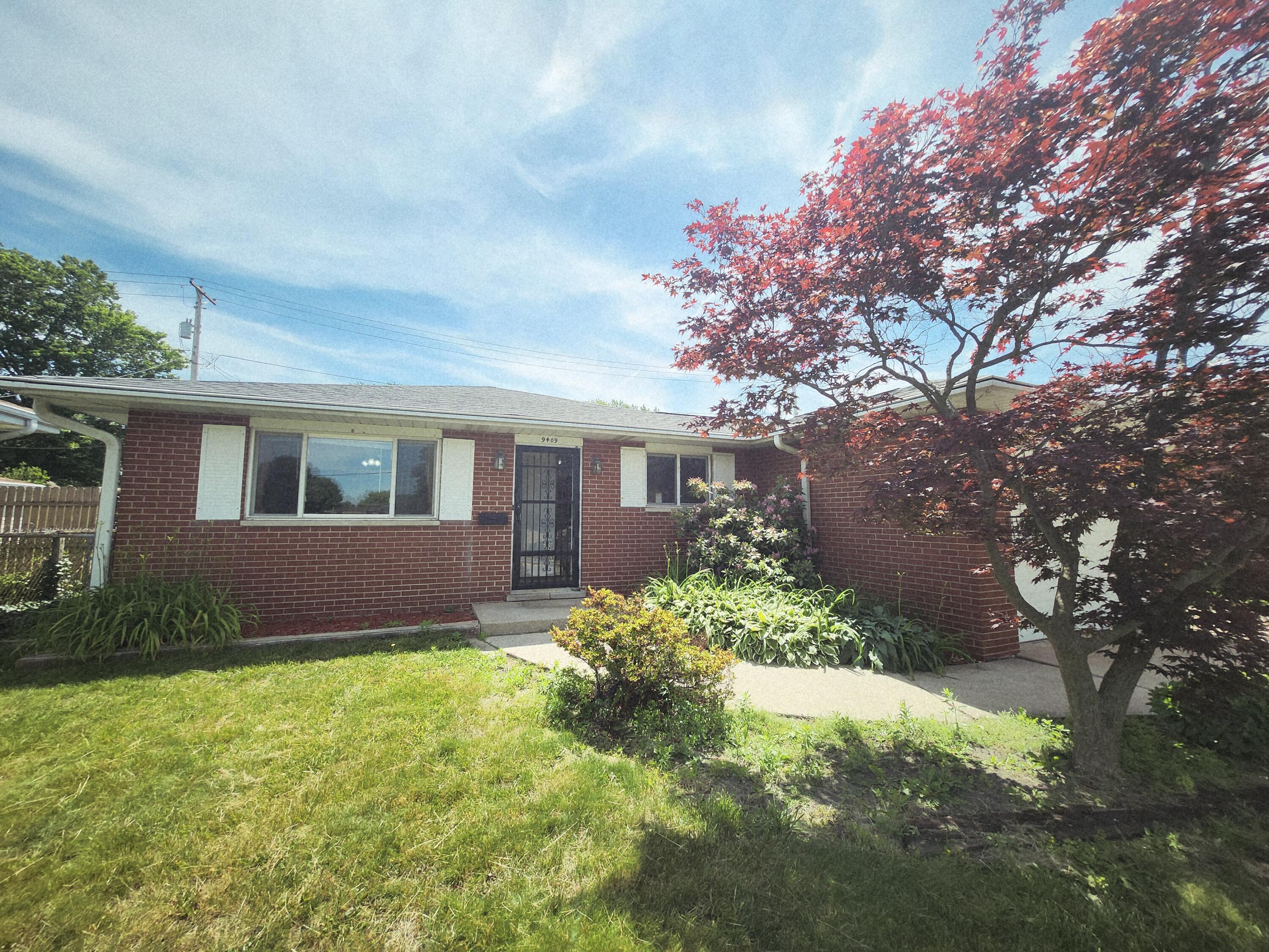 9409 5th Street Highland, IN 46322 - Photo 2 of 37 3000x2250
