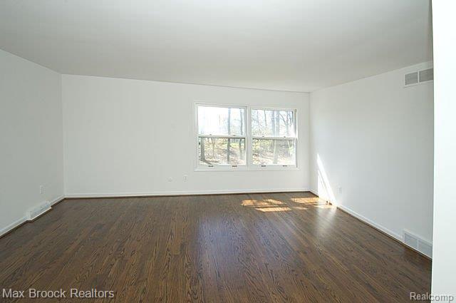 4134 Nearbrook Road Bloomfield Hills, MI 48302 - Photo 20 of 25 1 of 4 Bedrooms Upstairs