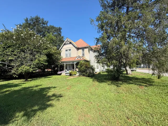 $130,000 | 1700 Marion Avenue, South Pittsburg, TN 37380