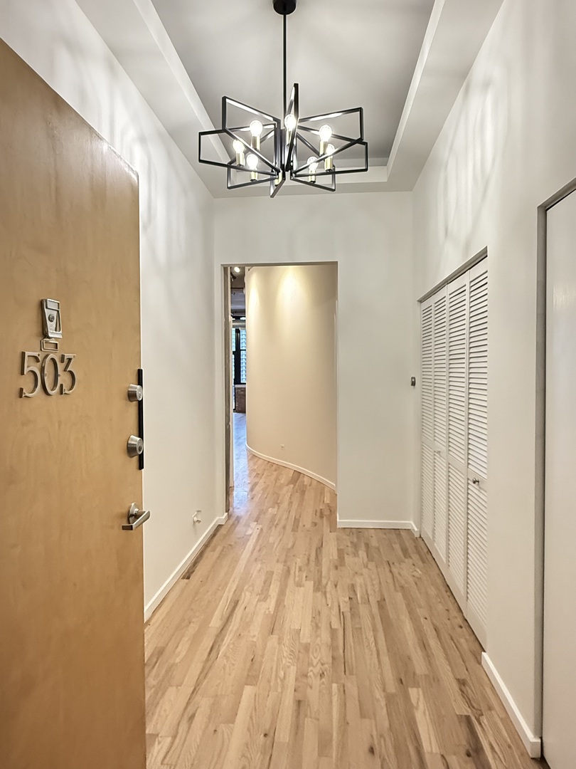 817 West Washington Boulevard, Unit 503 Chicago, IL 60607 - Photo 2 of 17