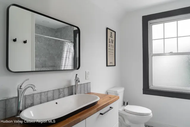 $3,300 | 78 2nd Street, Athens, NY 12015