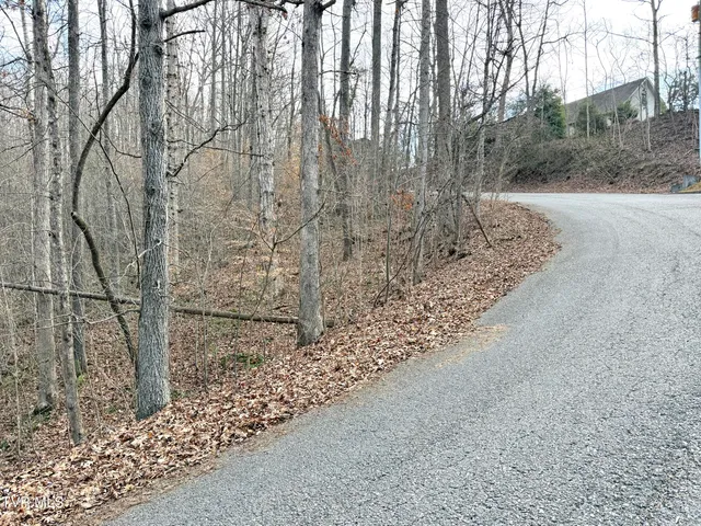 $48,850 | 6-7 Skyline Drive, Unit 6&7, Bristol, TN 37620