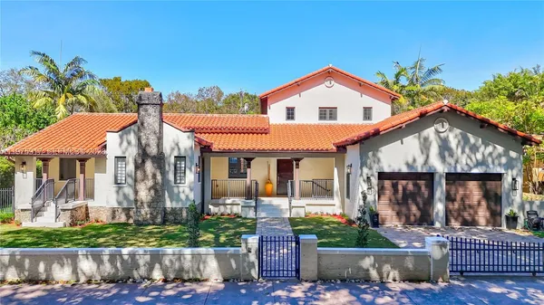 $16,000 | 519 Alhambra Circle, Coral Gables, FL 33134