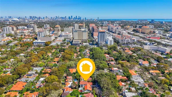 $16,000 | 519 Alhambra Circle, Coral Gables, FL 33134