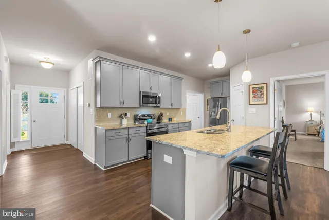 $425,000 | 135 Lafayette Avenue, Bowling Green, VA 22427