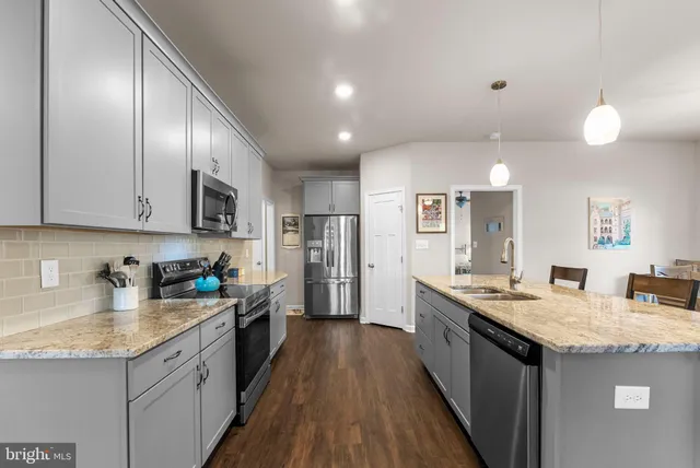 $425,000 | 135 Lafayette Avenue, Bowling Green, VA 22427