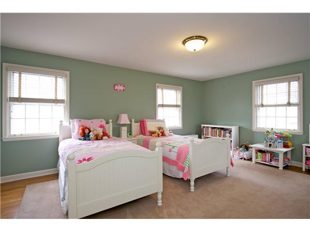 2682 Kent Road Columbus, OH 43221 - Photo 20 of 25