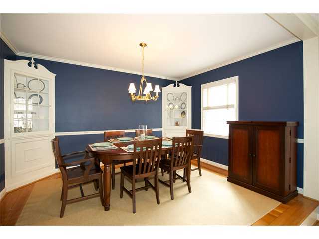 2682 Kent Road Columbus, OH 43221 - Photo 8 of 25