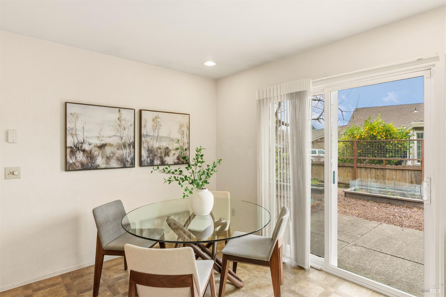 1808 Sherwood Court Santa Rosa, CA 95405 - Photo 14 of 30 a dining room with furniture and window