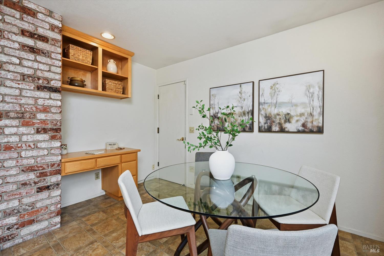 1808 Sherwood Court Santa Rosa, CA 95405 - Photo 5 of 7