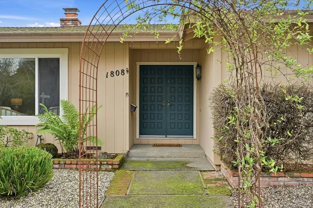 $875,000 | 1808 Sherwood Court, Santa Rosa, CA 95405