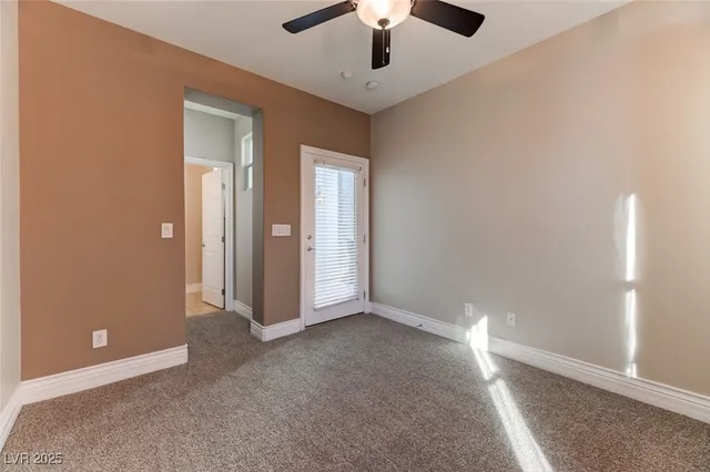 $2,750 | 104 Honors Course Drive, Las Vegas, NV 89148
