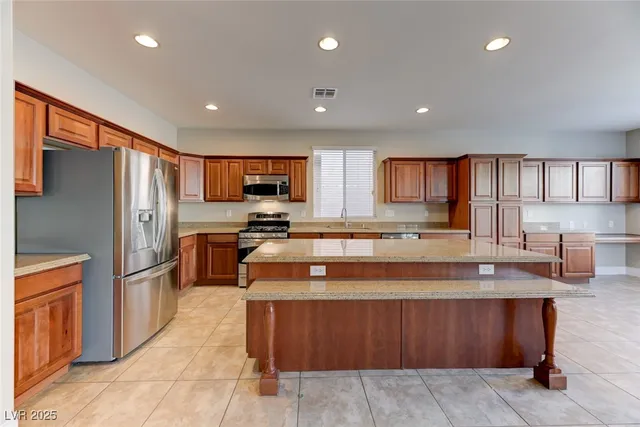 $2,750 | 104 Honors Course Drive, Las Vegas, NV 89148