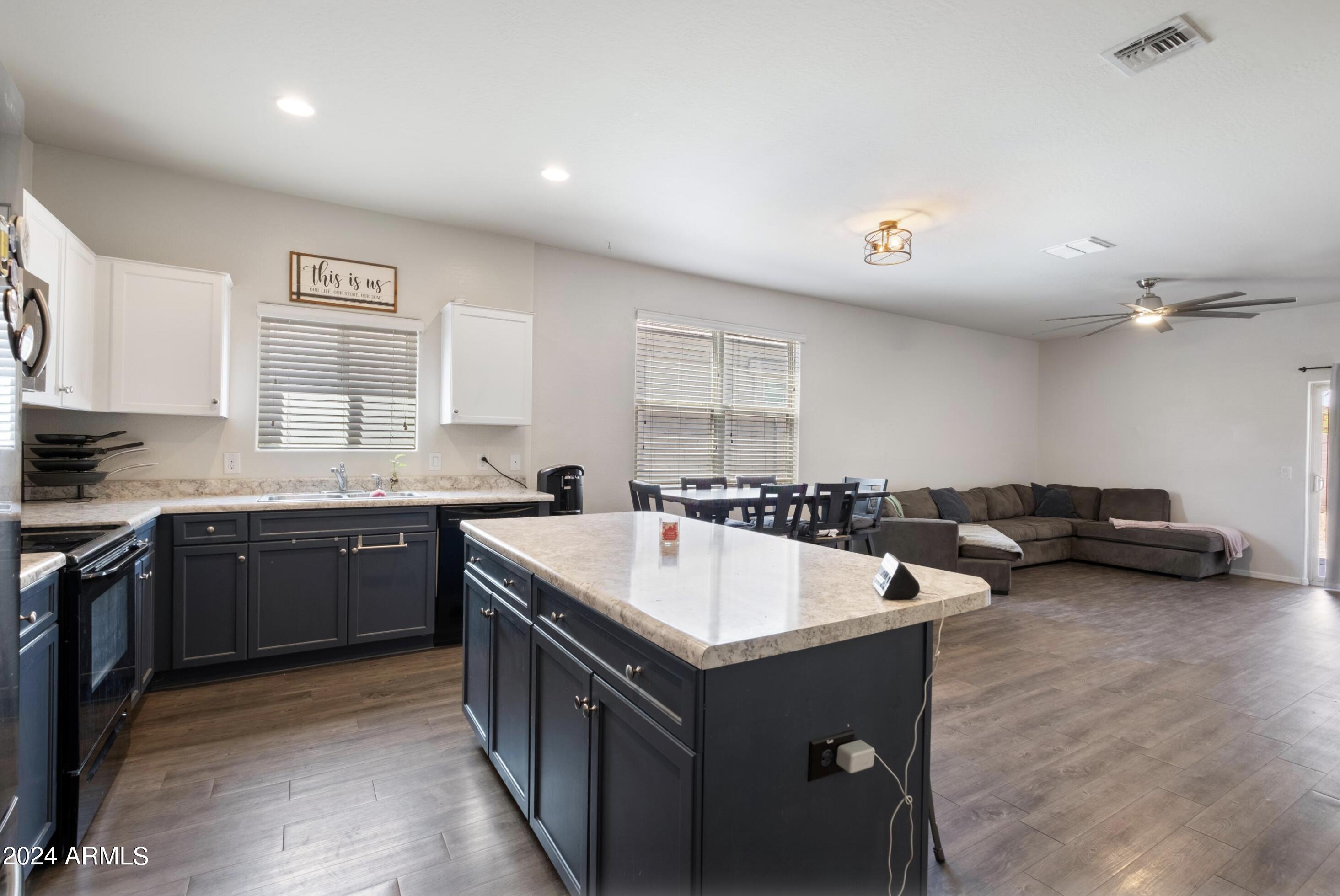 2630 West Gaby Road Phoenix, AZ 85041 - Photo 3 of 8 Kitchen