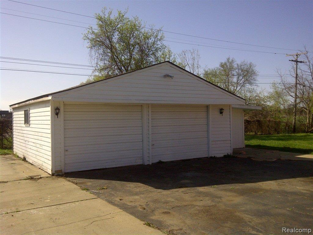 8473 North Canton Center Road Canton, MI 48187 - Photo 9 of 9 grg.jpg