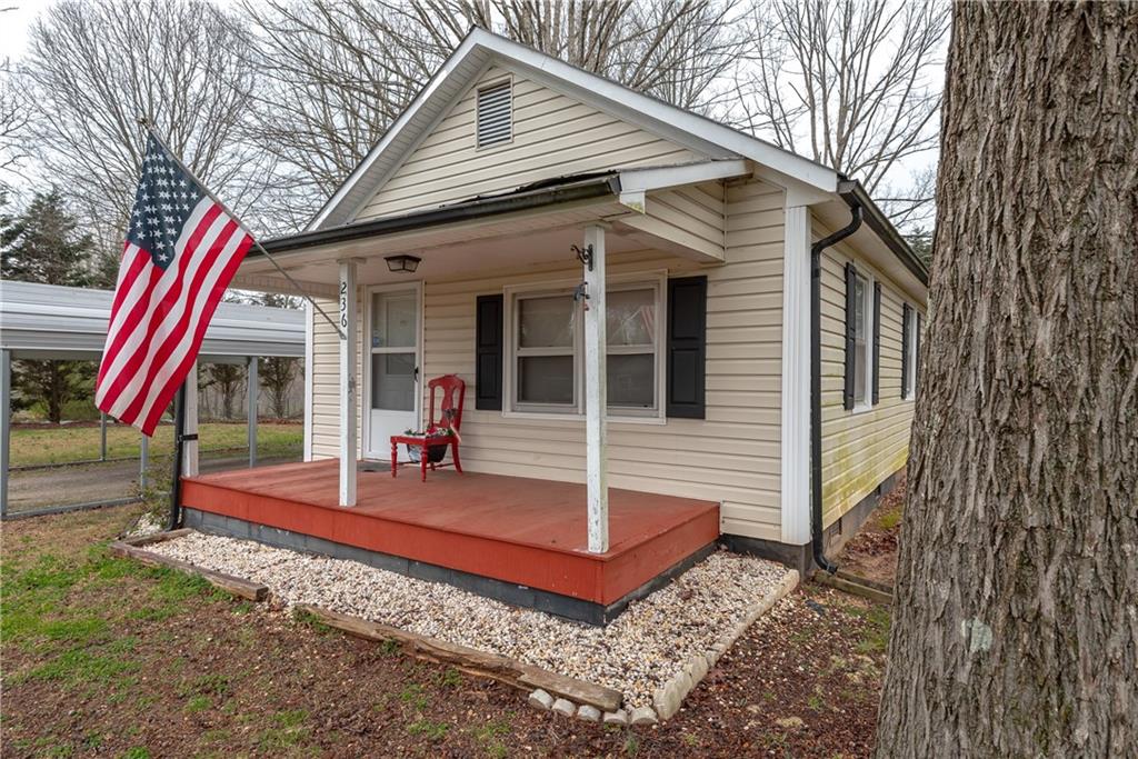 236 Bennett Road Stony Point, NC 28678 - Photo 1 of 35 Gallery Image 1