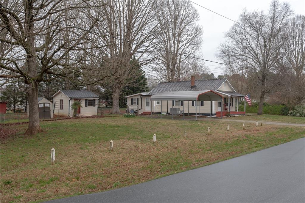 236 Bennett Road Stony Point, NC 28678 - Photo 3 of 35 Gallery Image 3