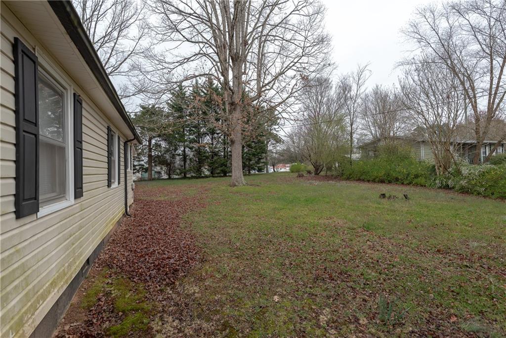 236 Bennett Road Stony Point, NC 28678 - Photo 29 of 35 Gallery Image 29