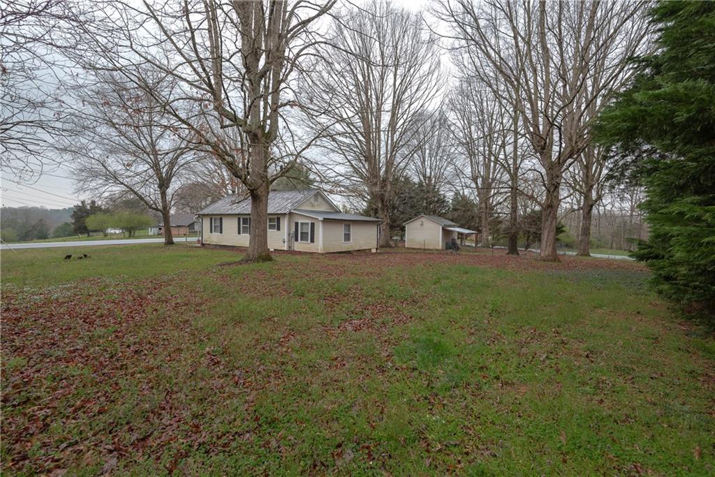 236 Bennett Road Stony Point, NC 28678 - Photo 30 of 35 Gallery Image 30