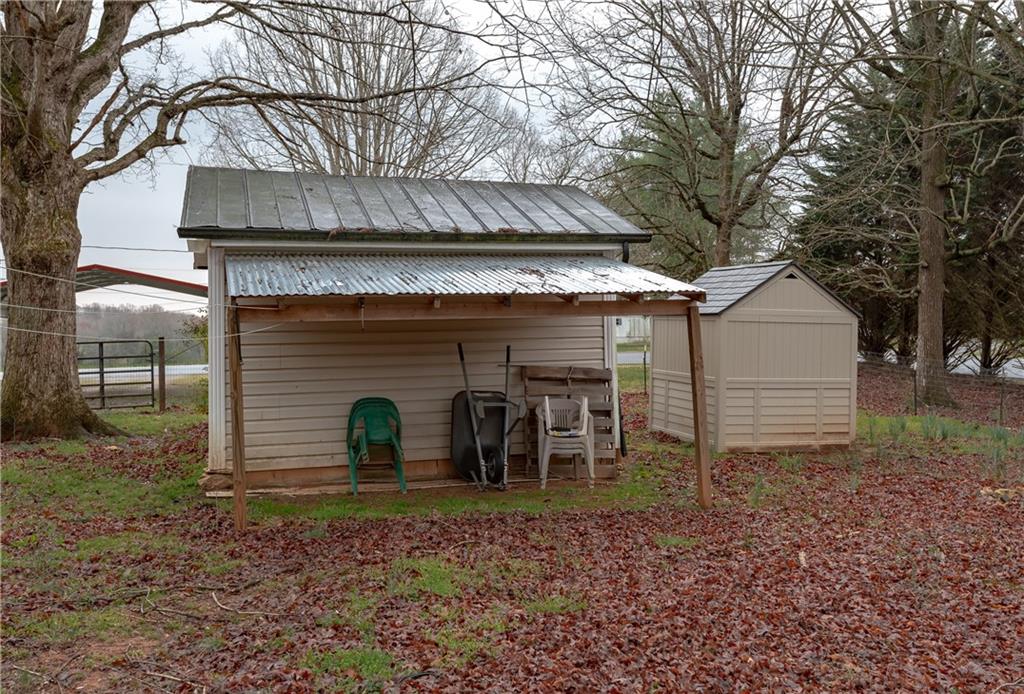 236 Bennett Road Stony Point, NC 28678 - Photo 32 of 35 Gallery Image 32