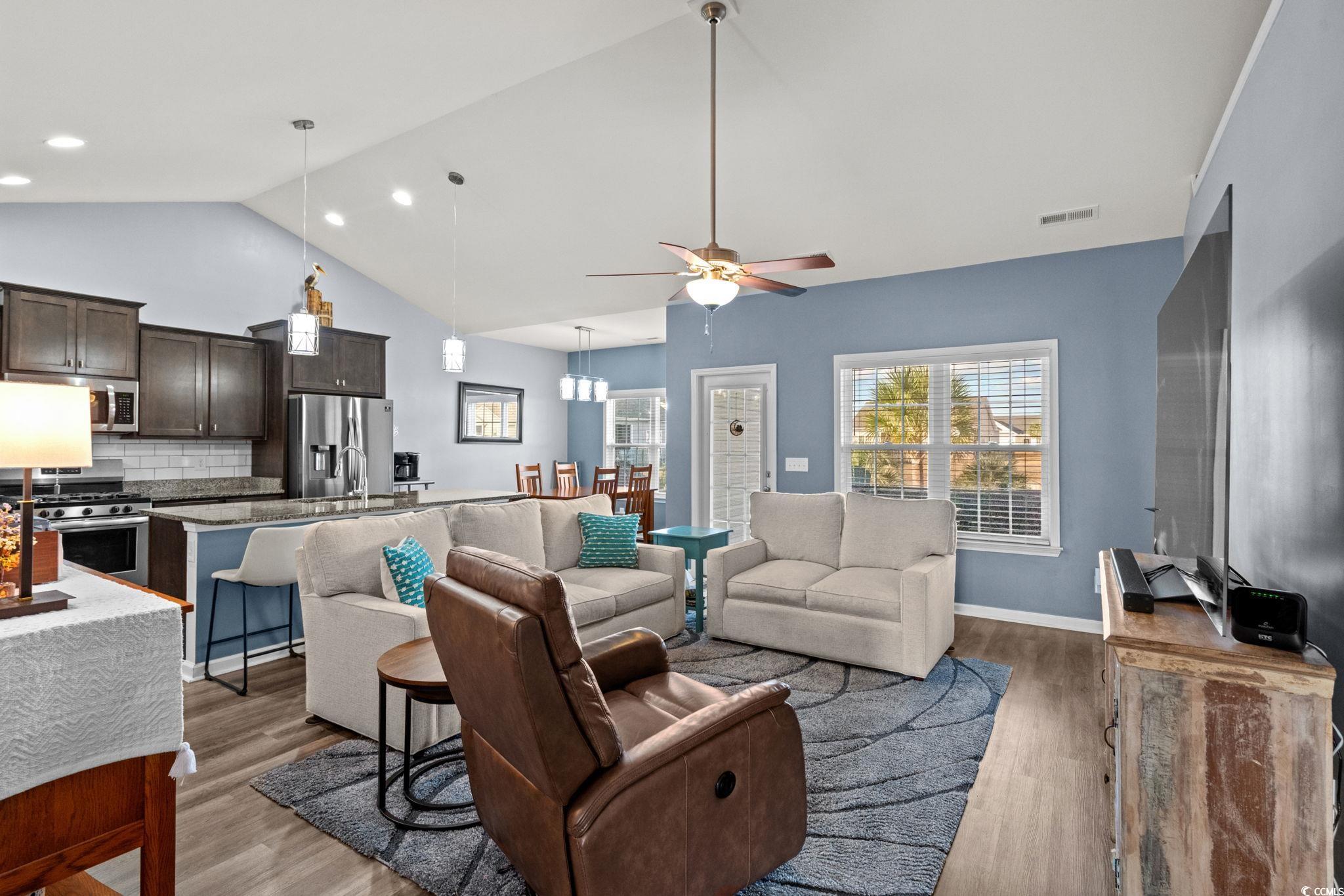 187 Palm Terrace Loop Conway, SC 29526 - Photo 4 of 40