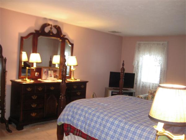 37 Ridge Road Walpole, MA 02081 - Photo 20 of 27 Gallery Image 20