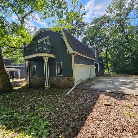 $589,900 | 13616 Highway 176, Woodstock, IL 60098