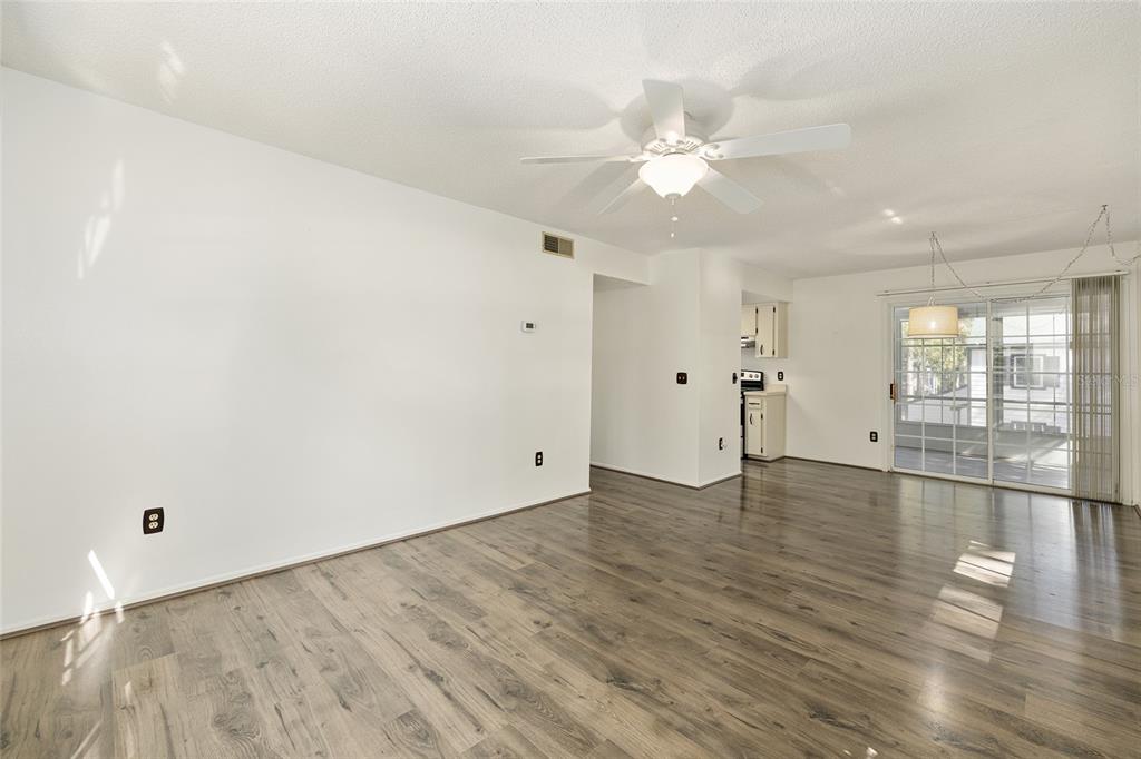 7930 Midway Dr Terrace, Unit R201 Ocala, FL 34472 - Photo 7 of 29