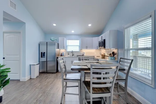 $367,500 | 371 West Misty Oak Lane, Rockport, TX 78382