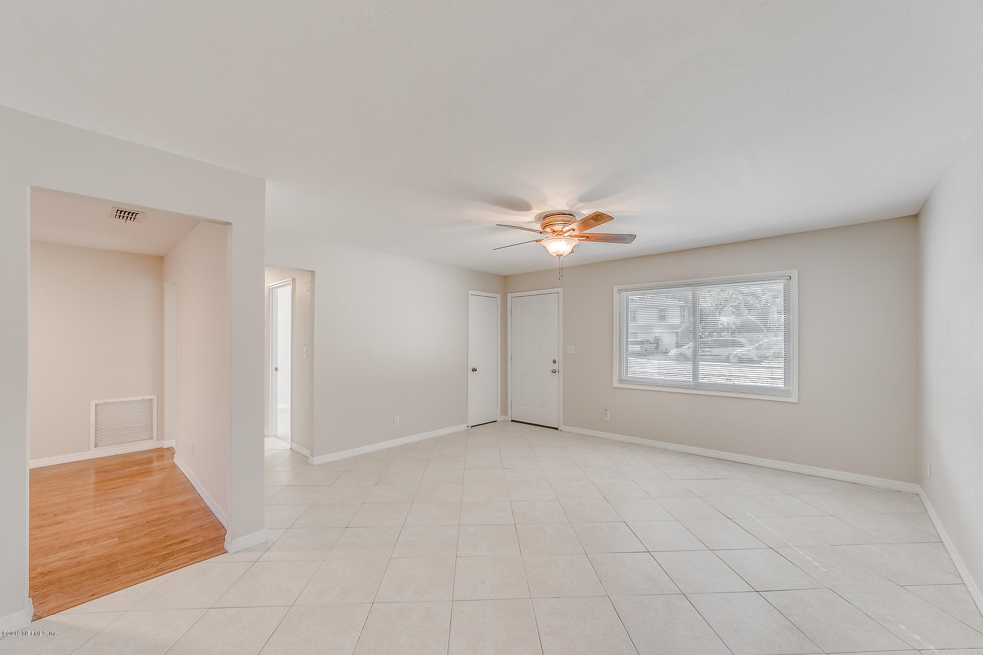 1029 Penman Road Jacksonville Beach, FL 32250 - Photo 8 of 44 Family Room
