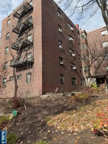 $1,500 | 401 Park Avenue, Unit 4D | Midtown East