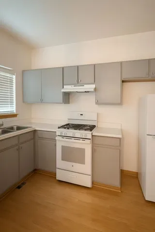 $245,000 | 1126 Village Center Parkway, Unit 6, Aurora, IL 60506